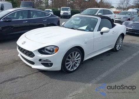 2020 Fiat 124 Spider Lusso z USA, uszkodzony, nr VIN JC1NFAEK7L0145669